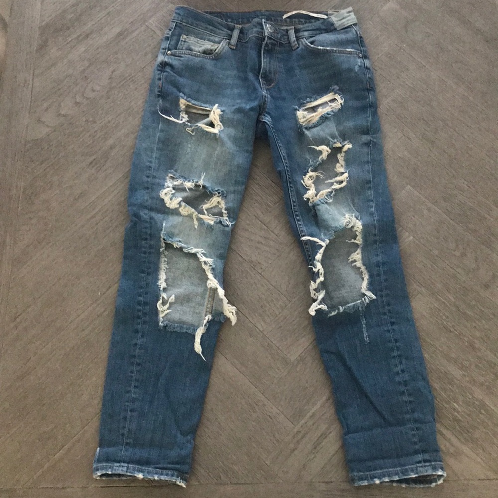 Zara Ripped Relax Fit Jeans